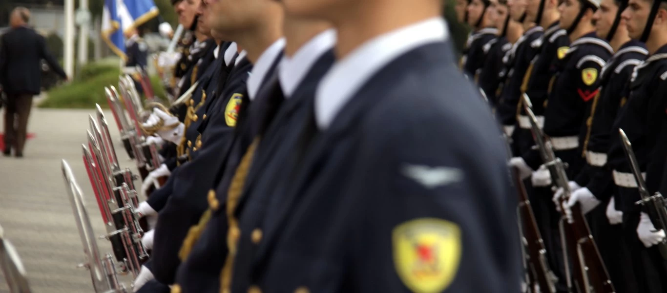 Νέο ασφαλιστικό ν/σ: Δίνουν την «χαριστική βολή» σε πιλότους και ειδικές δυνάμεις - Έρχονται μειώσεις στις συντάξεις